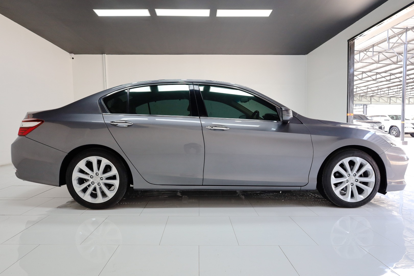 HONDA ACCORD 2.4 EL (A2418)